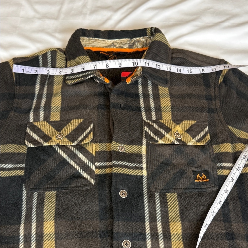 Realtree Men’s Sherpa Lined Flannel Shacket Jacket Brown Beige Plaid NWT M - Picture 10 of 15